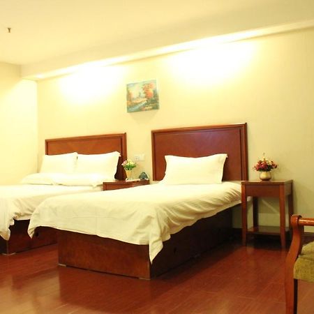 Greentree Inn Zhejiang Jiaxing Zhongan Business Hotel Dış mekan fotoğraf