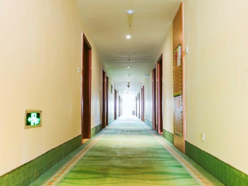 Greentree Inn Zhejiang Jiaxing Zhongan Business Hotel Dış mekan fotoğraf