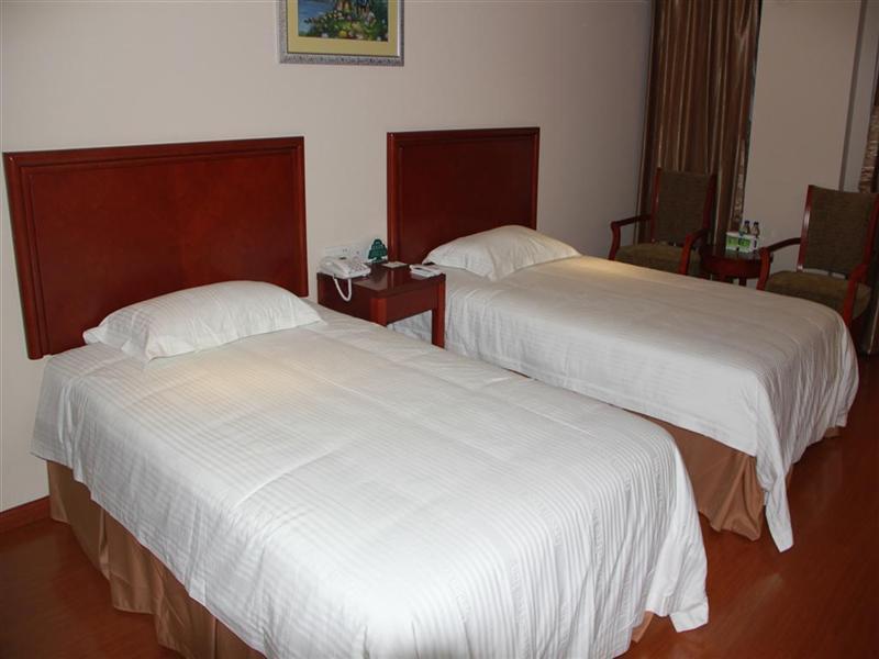 Greentree Inn Zhejiang Jiaxing Zhongan Business Hotel Oda fotoğraf