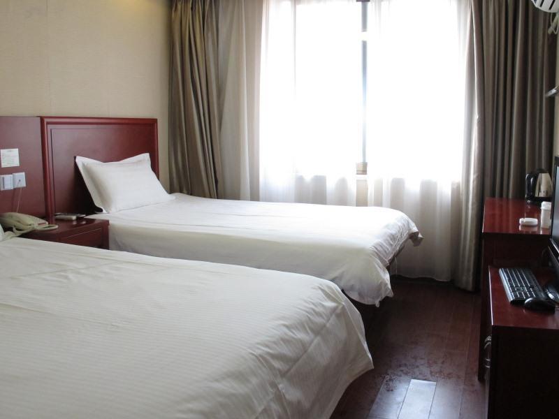 Greentree Inn Zhejiang Jiaxing Zhongan Business Hotel Dış mekan fotoğraf