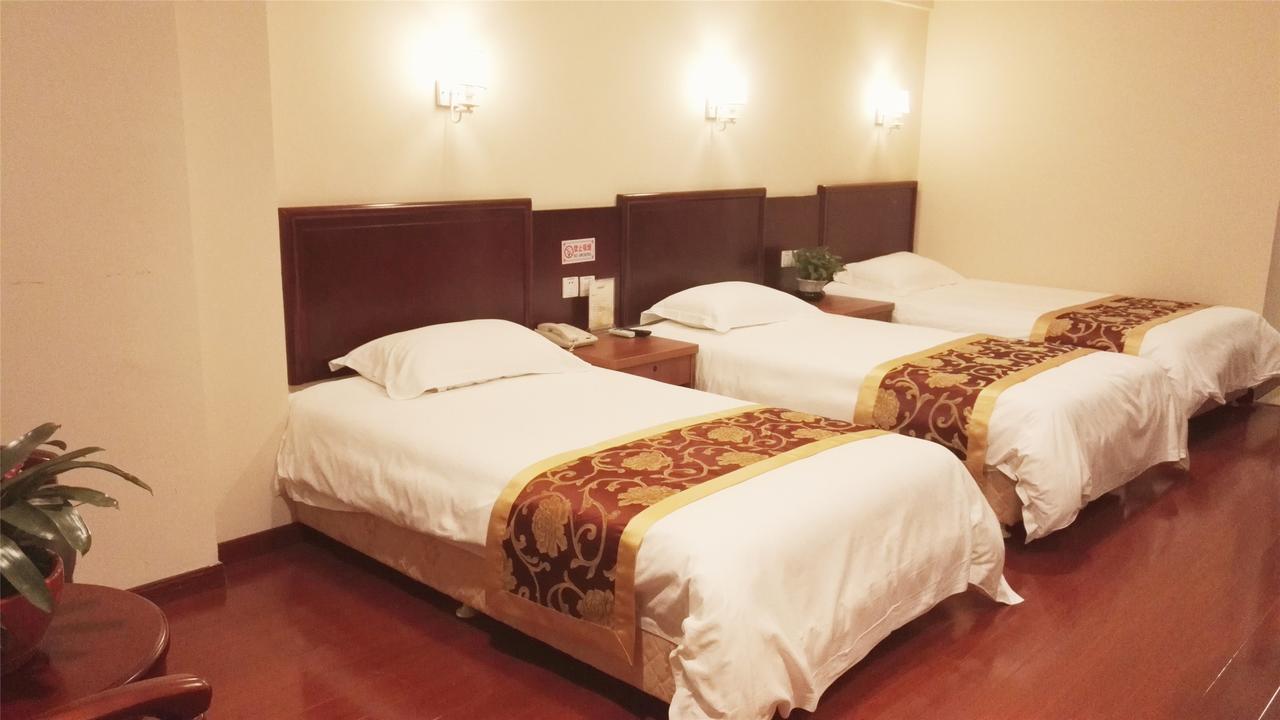 Greentree Inn Zhejiang Jiaxing Zhongan Business Hotel Dış mekan fotoğraf